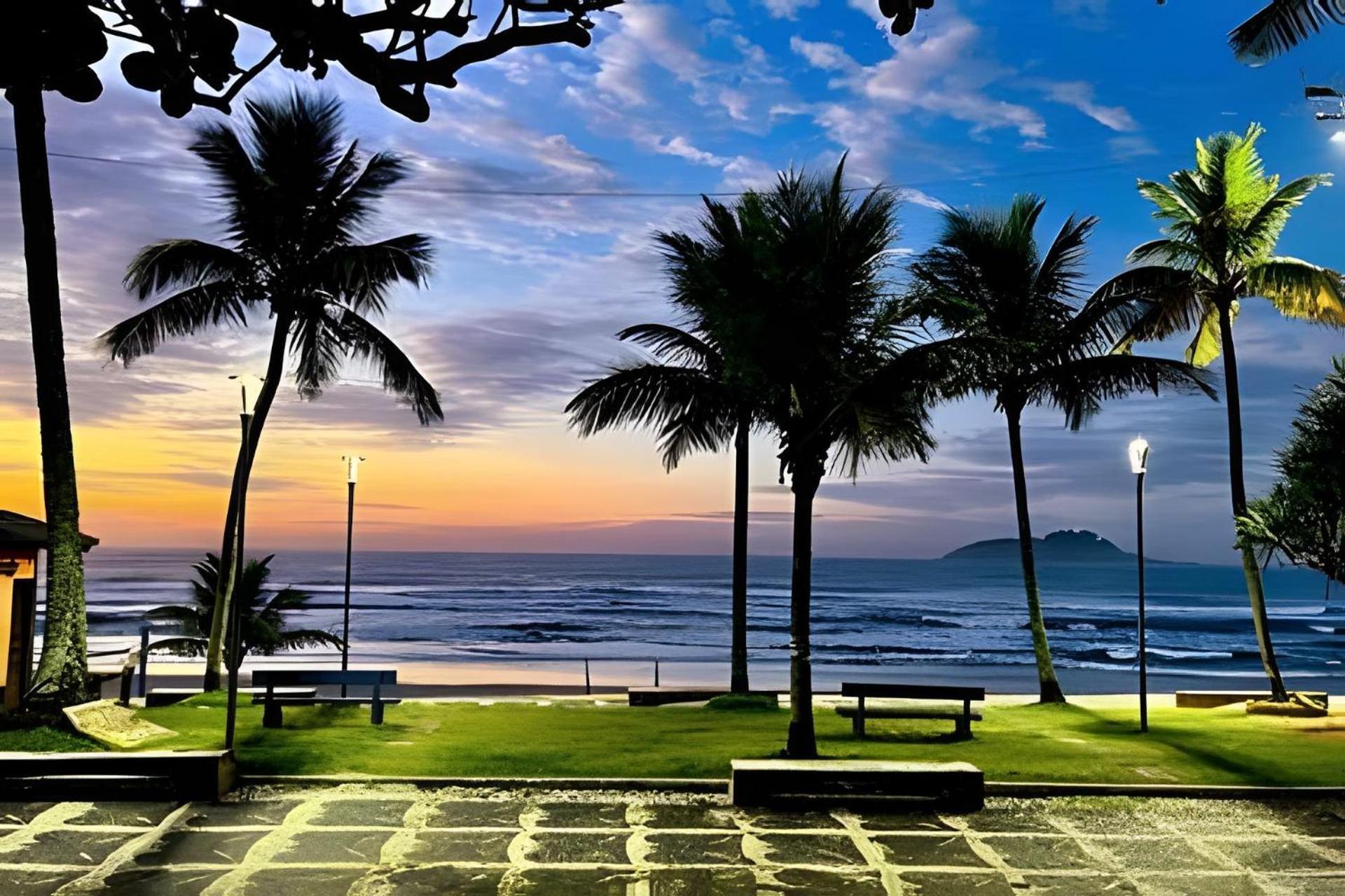 25C - Pe Na Areia Da Praia Do Tombo + Roupas De Cama + Vivo Fibra Guarujá Eksteriør billede